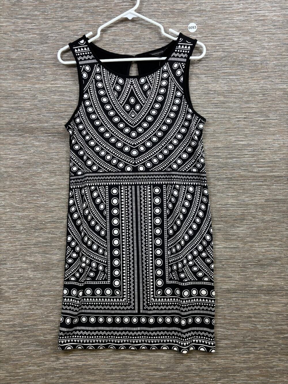 Banana Republic Sheath Tribal Geometric Print Dress Size S Black and White NEW